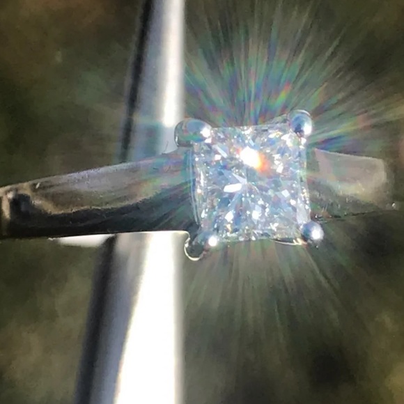 14k Princess Cut Diamond Ring - Picture 2 of 5